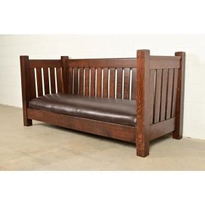 L. & J. G. Stickley Antique Mission Oak Arts & Crafts Settle Sofa or Bench, Newly Refinished