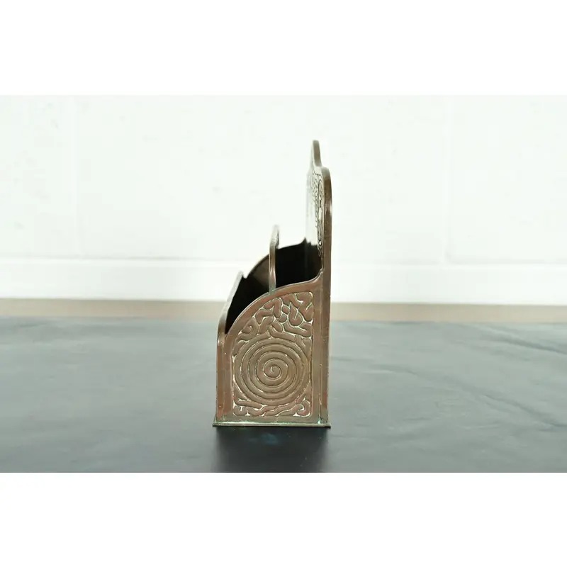 Tiffany Studios New York Zodiac Pattern Bronze Letter Rack - Image 9