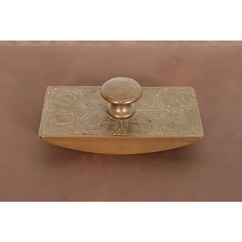 Tiffany Studios New York Zodiac Pattern Bronze Rocker Blotter - Image 3